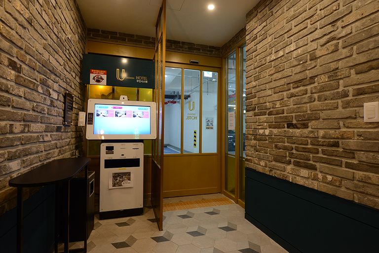 지하주차장입구